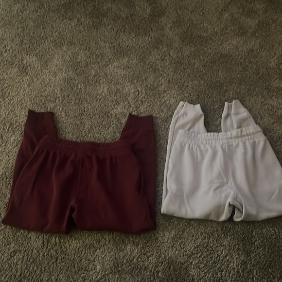 Fabletics Jogger Bundle - Picture 4 of 5